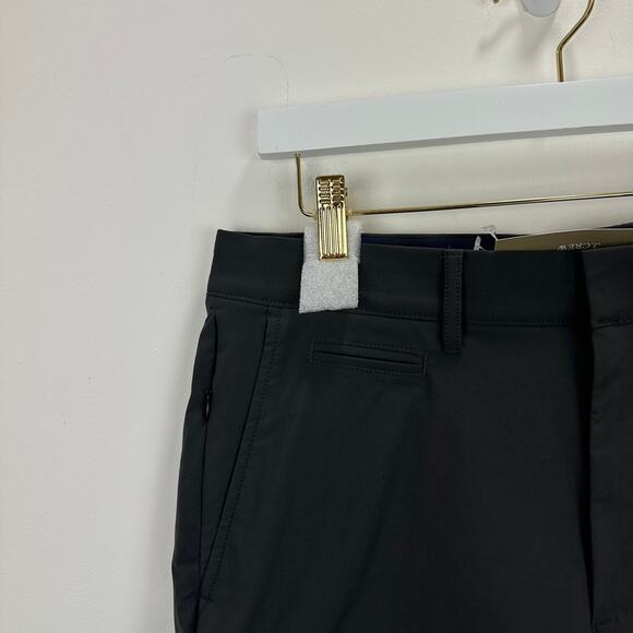 J.Crew 9" Tech Short Coal Gray Stretch UPF 50 Regular Minimalist Mens US 30 NWT - Picture 8 of 15